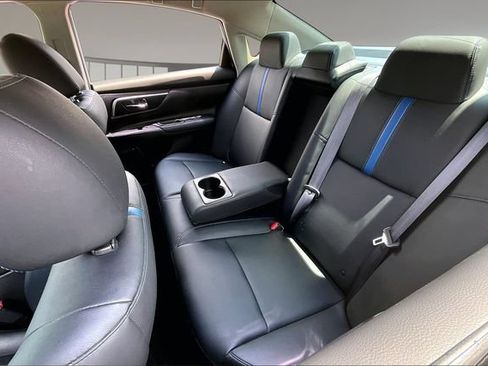 Used 2018 Nissan Altima 2.5 SR w/ SR Midnight Edition FWD image 20
