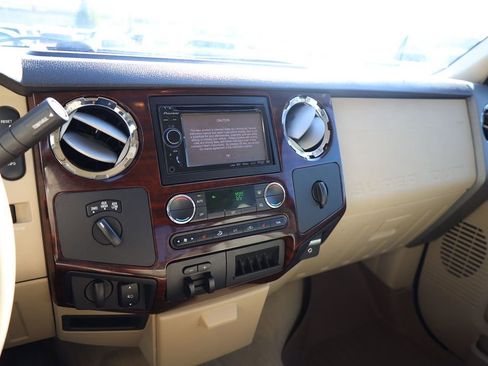 Used 2010 Ford F250 Lariat AWD/4WD image 15