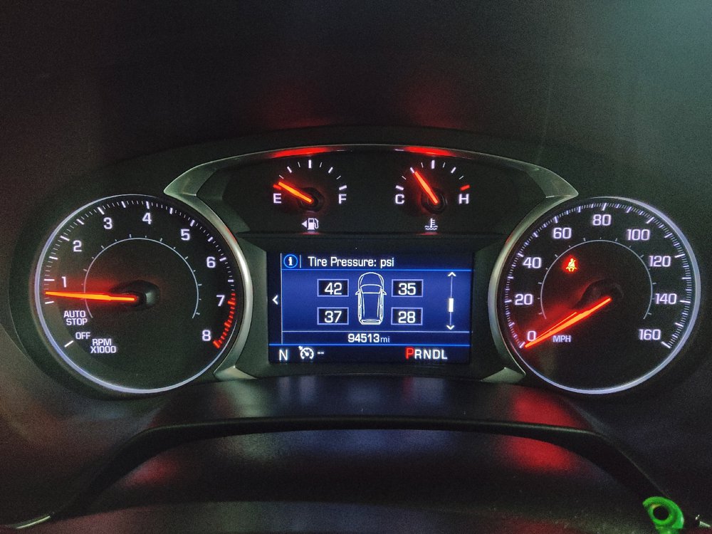 Used 2019 Chevrolet Blazer LT FWD image 23