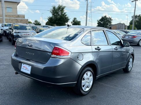 Used 2010 Ford Focus S FWD image 4