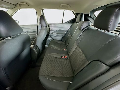 Used 2022 Nissan Kicks SV FWD image 25