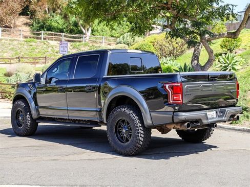 Used 2018 Ford F150 Raptor w/ Equipment Group 802A Luxury AWD/4WD image 4