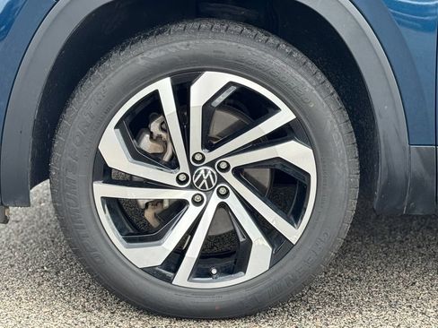 Used 2023 Volkswagen Atlas SEL AWD/4WD image 41