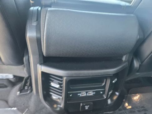 Used 2025 RAM 1500 Laramie AWD/4WD image 13