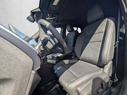 New 2026 BMW X2 xDrive28i w/ Convenience Package AWD/4WD image 4
