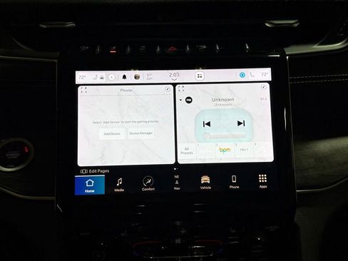 Certified 2023 Jeep Grand Cherokee L Limited w/ Black Appearance Package image 10