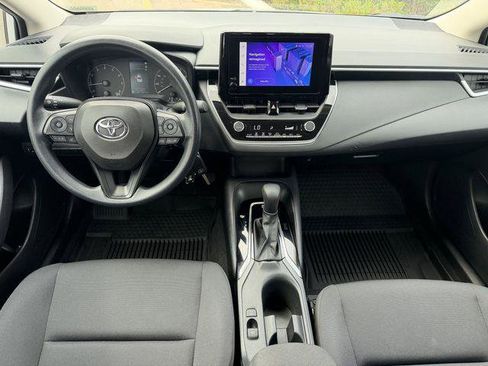Certified 2023 Toyota Corolla LE FWD image 9