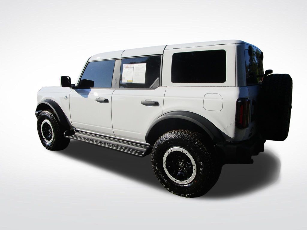 Used 2026 Ford Bronco Outer Banks w/ Sasquatch Package AWD/4WD image 4