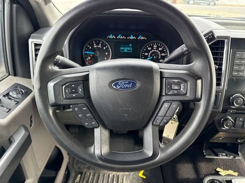 Used 2016 Ford F150 XLT image 22