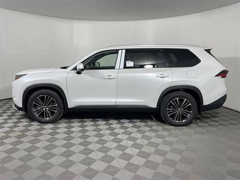 New 2026 Toyota Grand Highlander AWD Hybrid image 4