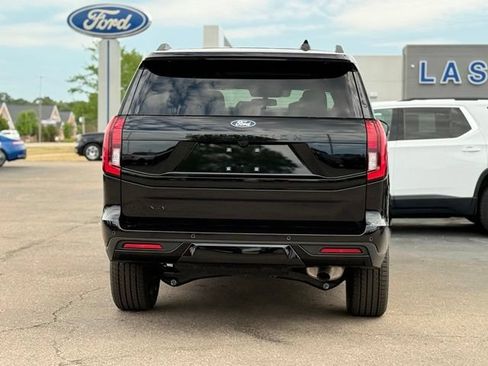 New 2027 Ford Expedition Platinum w/ Stealth Appearance Package AWD/4WD image 46