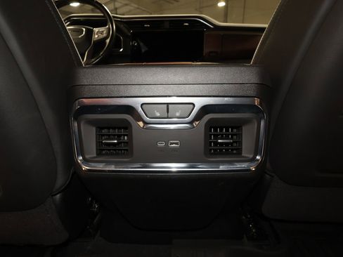 Certified 2024 GMC Sierra 1500 Denali Ultimate image 33