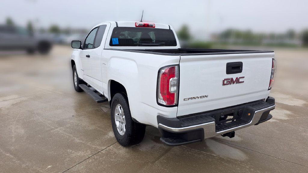 Used 2018 GMC Canyon W/T w/ Convenience Package RWD image 3