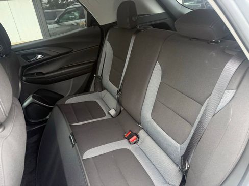 Used 2023 Chevrolet TrailBlazer LT image 4