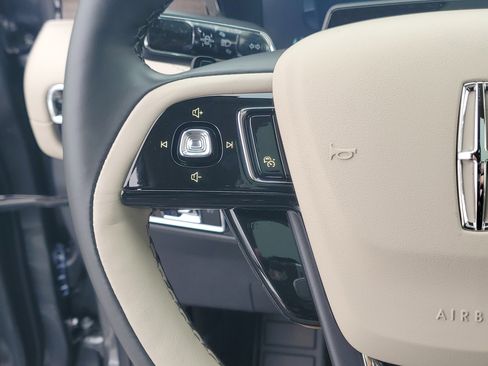 New 2026 Lincoln Corsair Grand Touring image 17