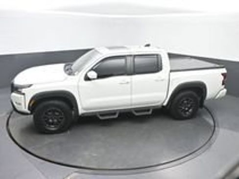 Used 2022 Nissan Frontier PRO-4X w/ Pro-4X Premium Package AWD/4WD image 23