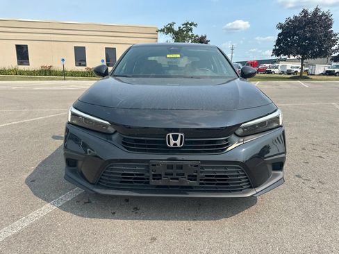 Used 2023 Honda Civic Sport image 2