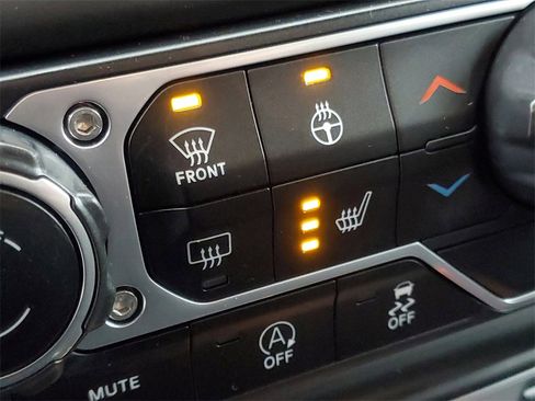 Used 2021 Jeep Wrangler Unlimited Sport image 23