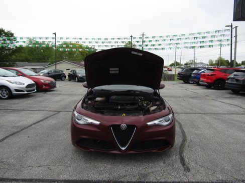 Used 2019 Alfa Romeo Giulia AWD w/ Cold Weather Package image 25