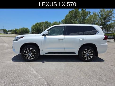 Used 2021 Lexus LX 570 4WD w/ Luxury Package image 6