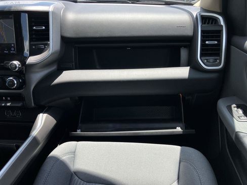 Used 2020 RAM 1500 Big Horn AWD/4WD image 15