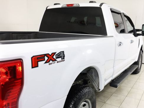 Used 2020 Ford F250 XL w/ STX Appearance Package image 33