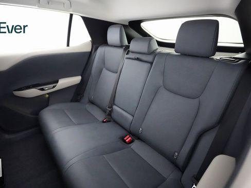 Used 2023 Lexus RZ 450e Premium image 10