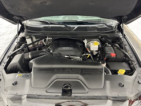 Used 2025 RAM 2500 Big Horn AWD/4WD image 8