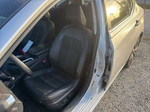 Used 2021 Nissan Altima 2.5 SR image 12