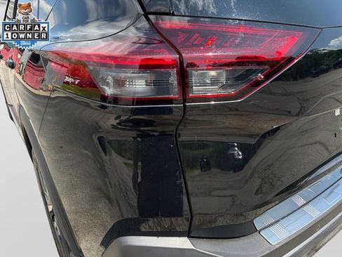 Certified 2023 Nissan Rogue SL AWD/4WD image 19