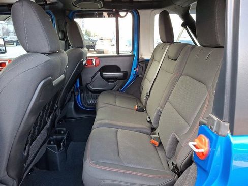 Certified 2021 Jeep Wrangler Unlimited Rubicon w/ Cold Weather Group image 12