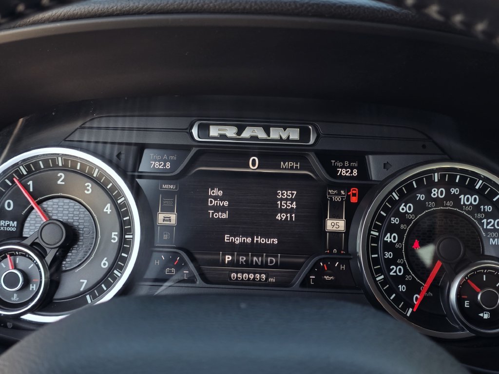 Used 2022 RAM 1500 Big Horn AWD/4WD image 14