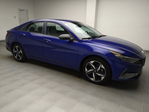 Used 2023 Hyundai Elantra Limited w/ Winter Weather Package FWD image 11