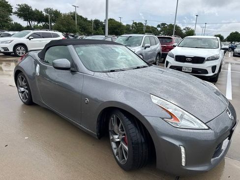 Used 2014 Nissan 370Z Touring w/ Sport Package RWD image 1