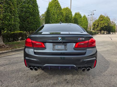 Used 2018 BMW M5 image 4