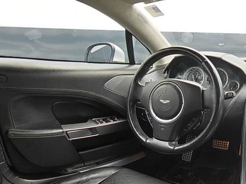 Used 2011 Aston Martin Rapide RWD image 21