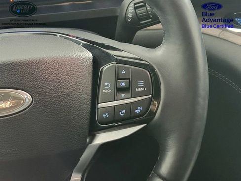 Certified 2022 Ford Explorer Platinum w/ Equipment Group 601A AWD/4WD image 30