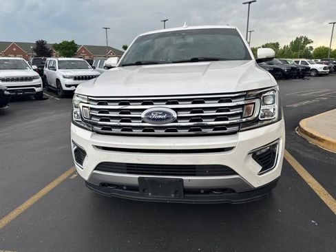 Used 2019 Ford Expedition Limited w/ Equipment Group 301A AWD/4WD image 5