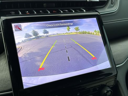 Used 2024 Jeep Grand Cherokee L Limited image 13