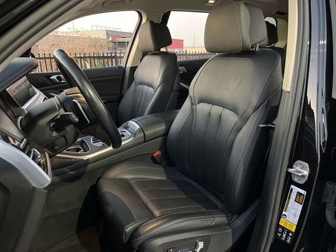 Used 2022 BMW X7 xDrive40i w/ Executive Package image 26
