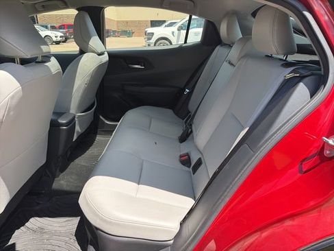 Used 2024 Toyota Prius XLE FWD image 10