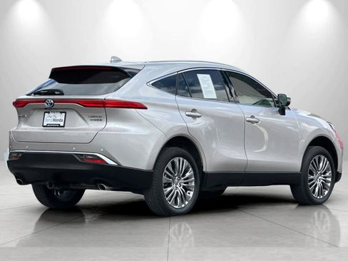 Used 2022 Toyota Venza Limited w/ Advanced Technology Package AWD/4WD image 2