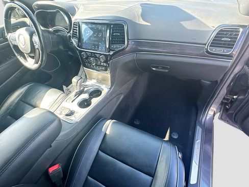 Used 2021 Jeep Grand Cherokee Overland AWD/4WD image 33