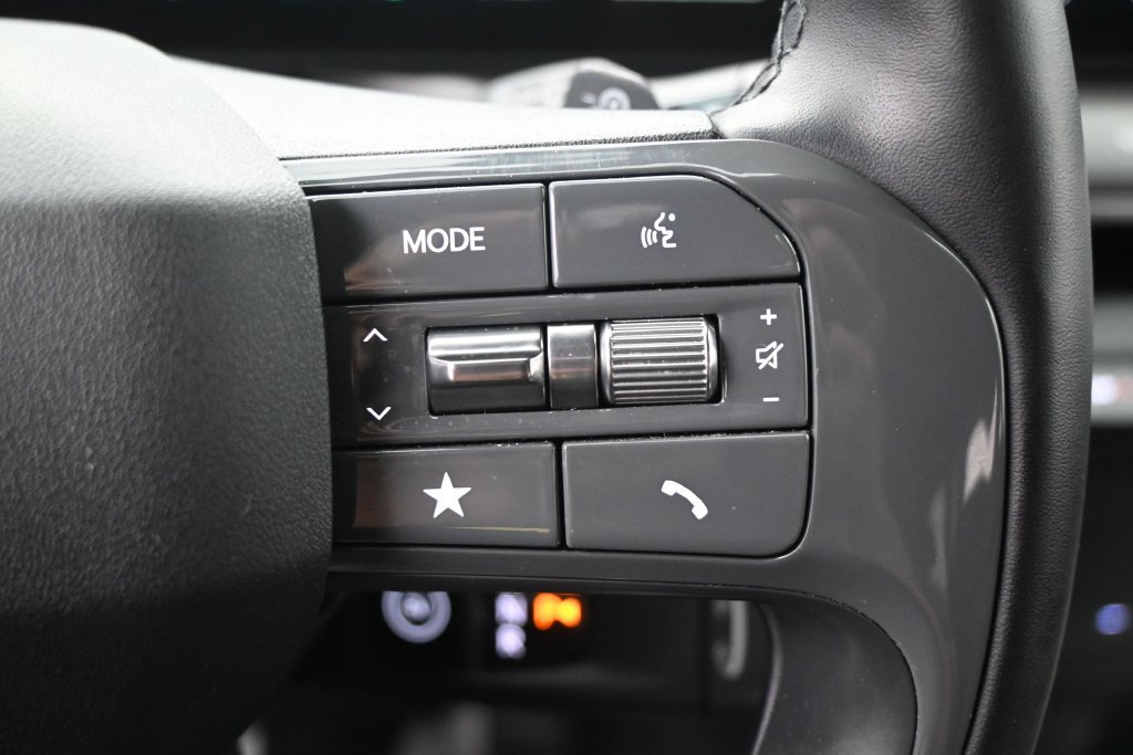 Used 2024 Kia EV9 Light RWD image 21