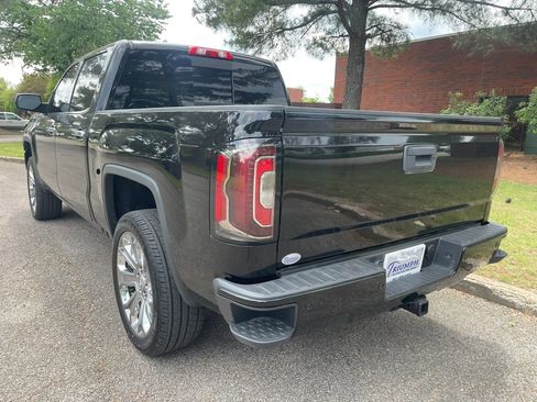 Used 2018 GMC Sierra 1500 Denali AWD/4WD image 3