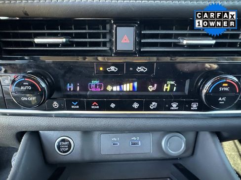 Used 2023 Nissan Rogue SL w/ SL Premium Package image 29