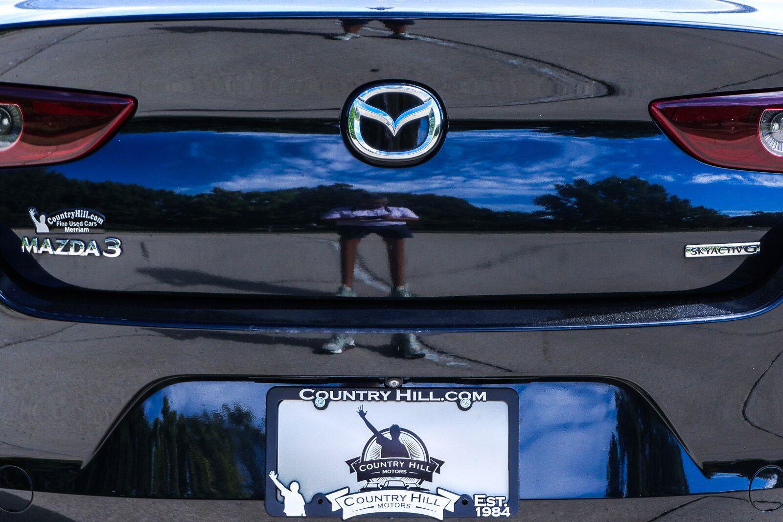 Used 2019 MAZDA MAZDA3 Sedan w/ Preferred Package FWD image 38