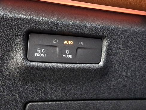 Used 2026 Volkswagen Tiguan SEL R-Line AWD/4WD image 27