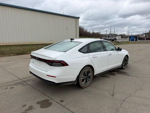 Used 2025 Honda Accord SE image 3