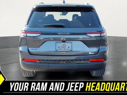New 2025 Jeep Grand Cherokee Limited AWD/4WD image 4